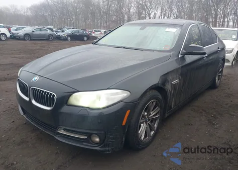2015 BMW 528I xDrive z USA, uszkodzony, nr VIN WBA5A7C54FD621226